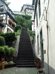 die Treppe, die einst Heinz Rühmann hinauf ging